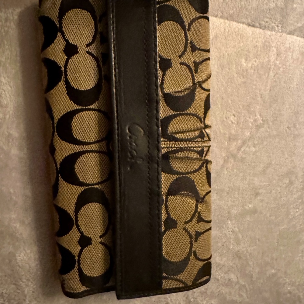 Like new wallet